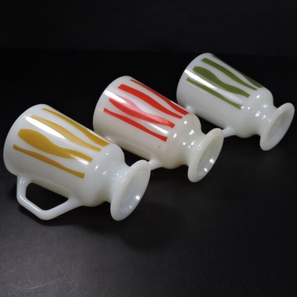 3 Vintage AH Fire King Milk Glass Coffee Mugs - Pedestal Base - Wavy Lines - Picture 11 of 16